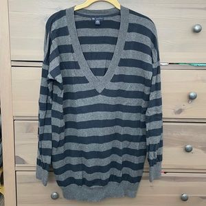 GAP Grey/Navy Striped Deep V-Sweater
